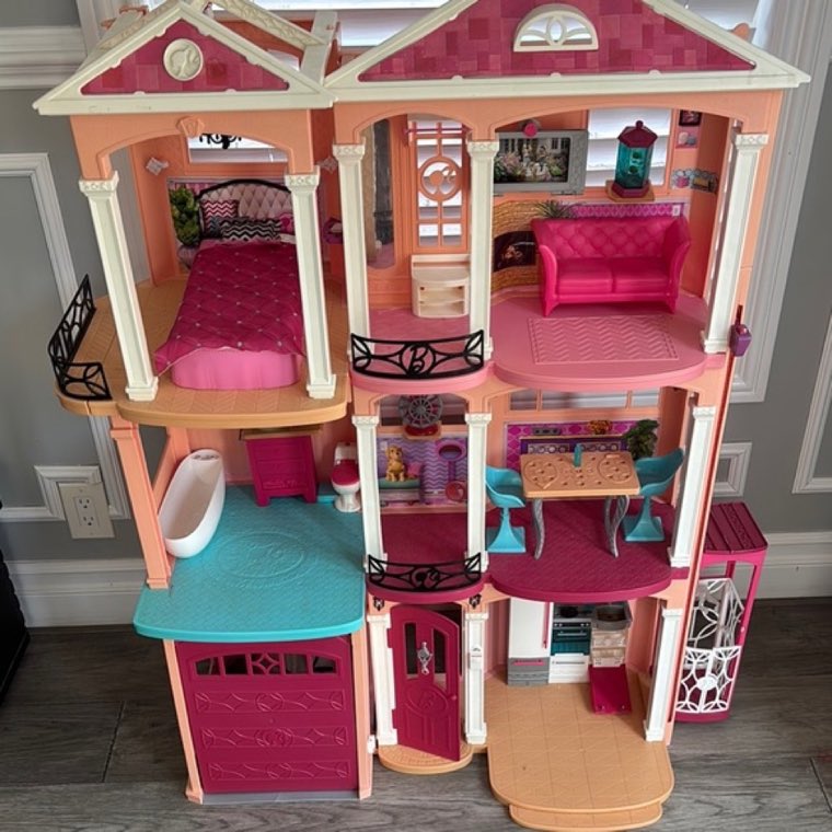 Barbie Dreamhouse